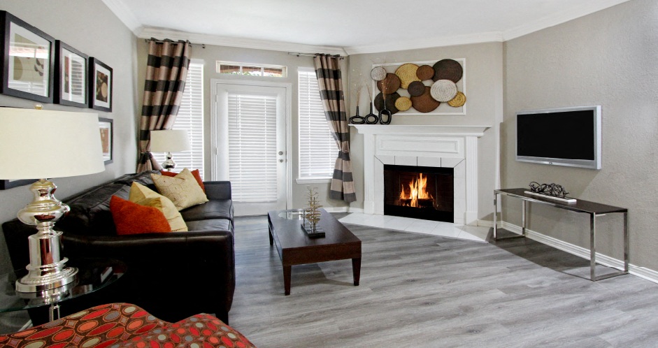 Lenox Village Apartments Image 18